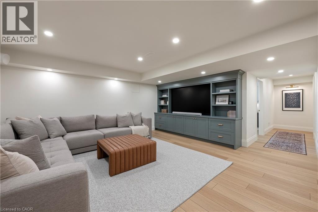 53 REDFERN Avenue Unit# 2, Hamilton, Ontario, L9C0E2 — Photo 37