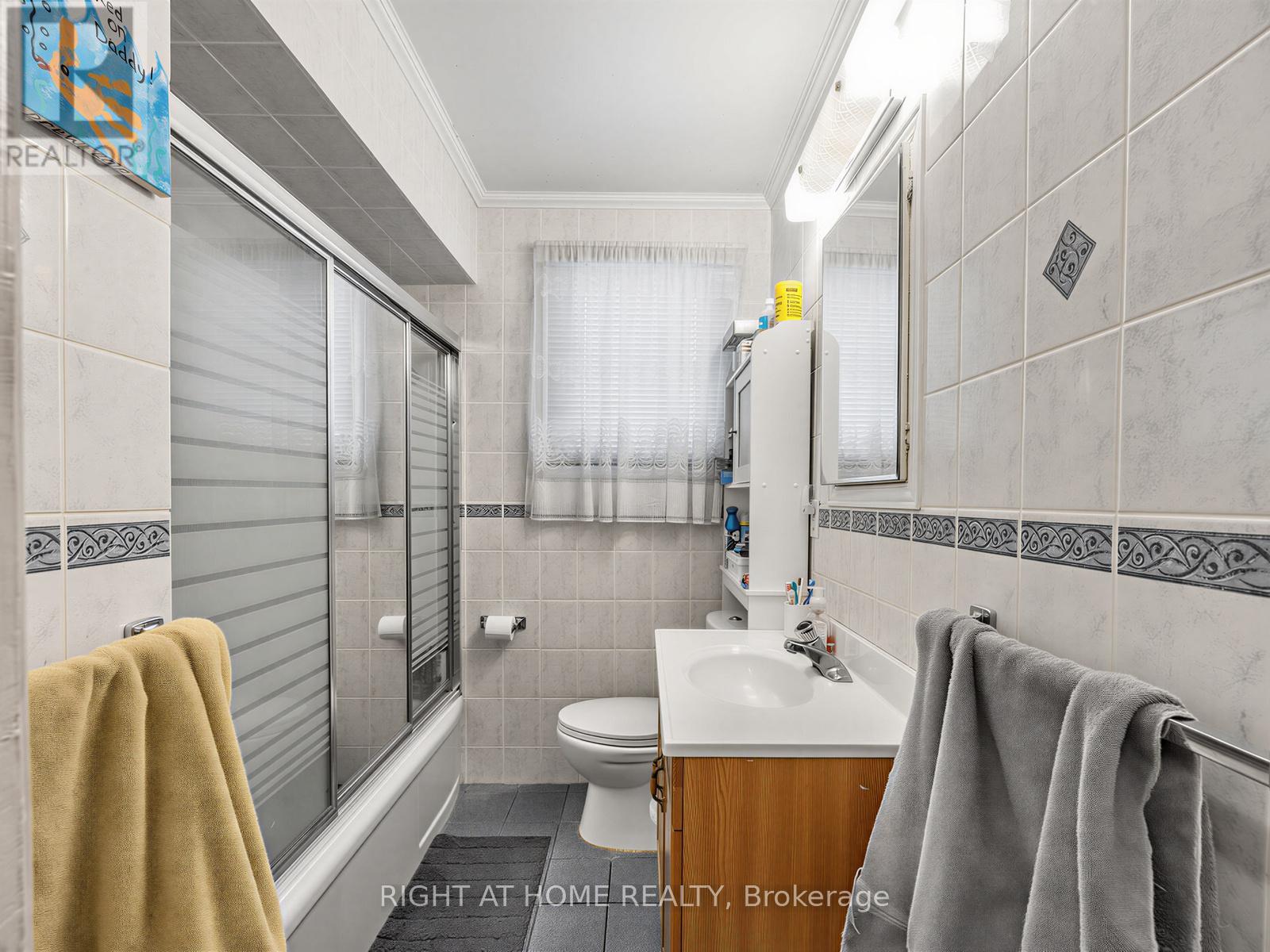 524 COLBORNE STREET E, Oshawa (O'Neill), Ontario, L1G1N4 — Photo 19