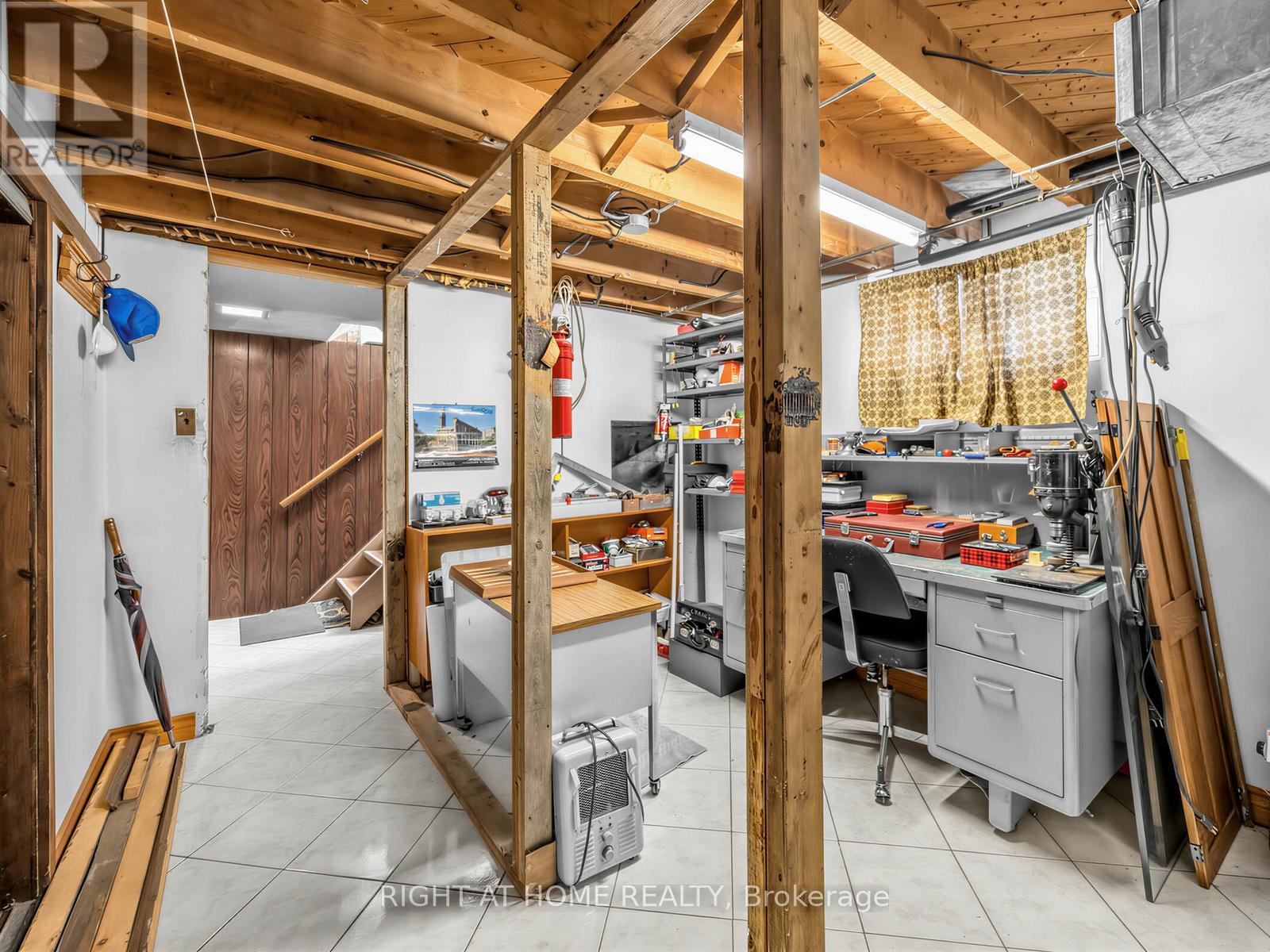 524 COLBORNE STREET E, Oshawa (O'Neill), Ontario, L1G1N4 — Photo 25