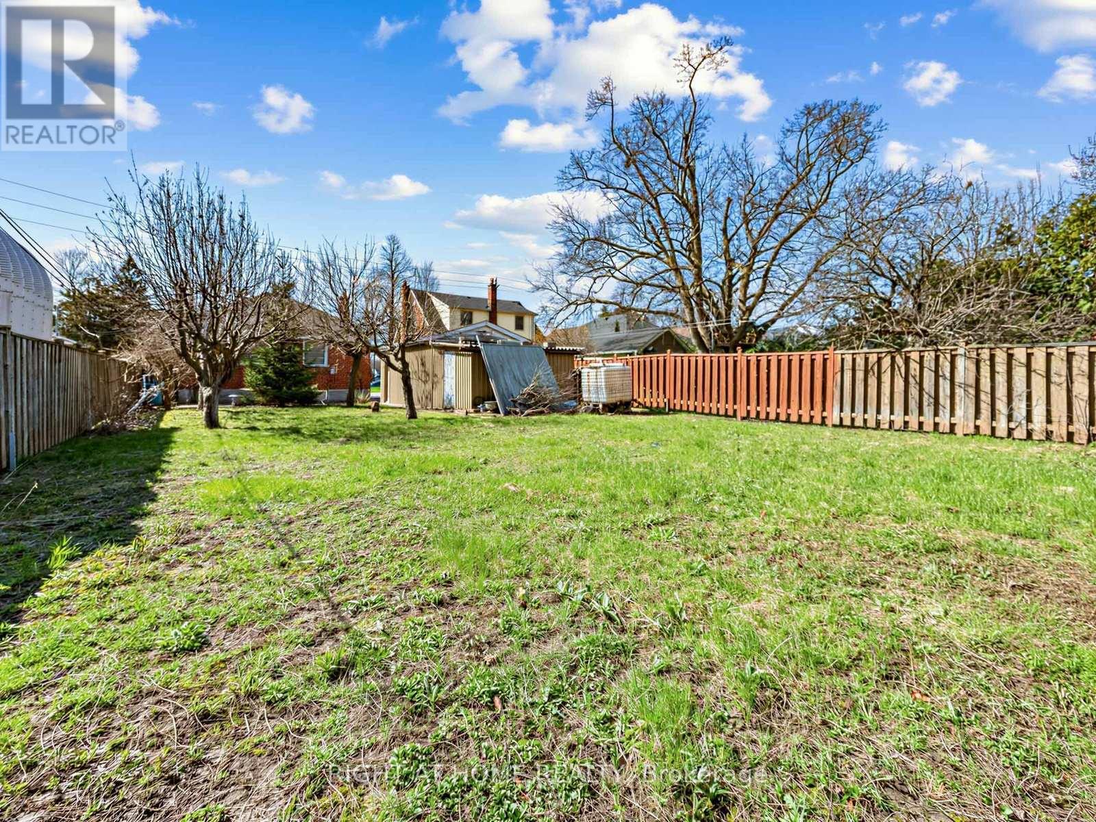 524 COLBORNE STREET E, Oshawa (O'Neill), Ontario, L1G1N4 — Photo 35