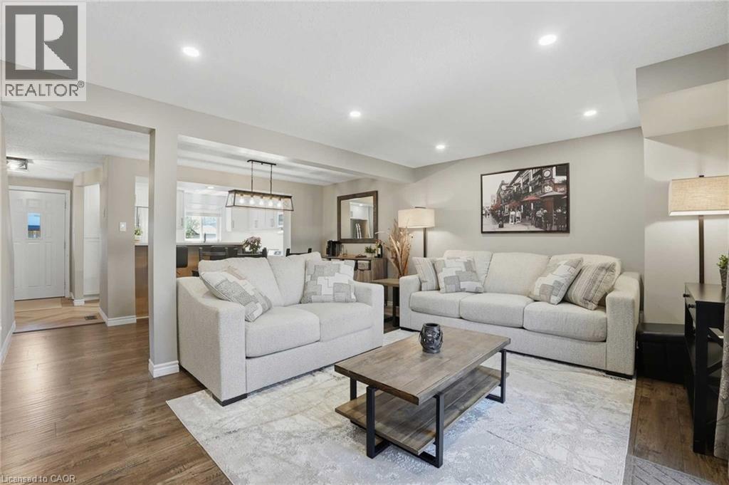 102 IRONSTONE Drive, Cambridge, Ontario, N1P1A4 — Photo 15