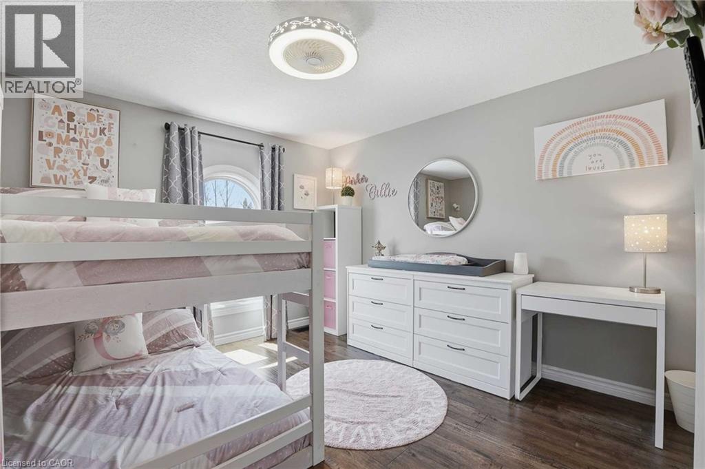 102 IRONSTONE Drive, Cambridge, Ontario, N1P1A4 — Photo 22