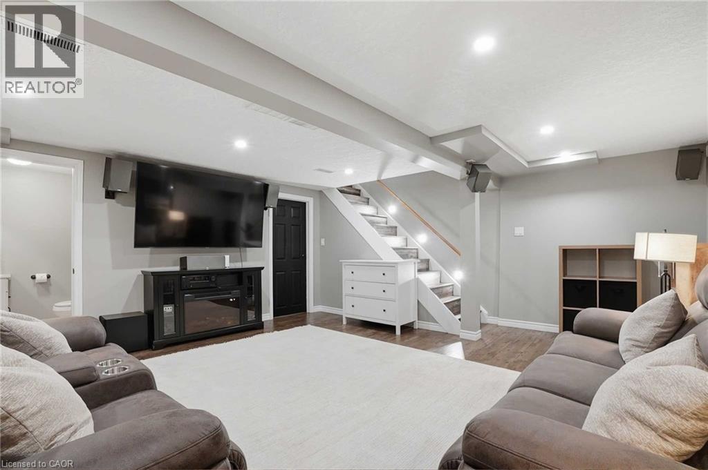 102 IRONSTONE Drive, Cambridge, Ontario, N1P1A4 — Photo 27