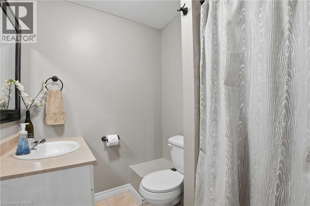 102 IRONSTONE Drive, Cambridge, Ontario, N1P1A4 — Photo 30
