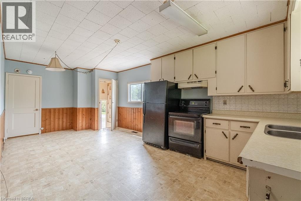 978 NORFOLK Street N, Simcoe, Ontario, N3Y3R8 — Photo 4