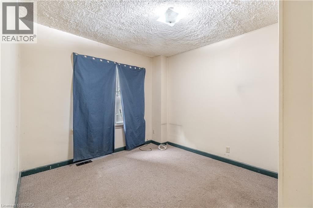 978 NORFOLK Street N, Simcoe, Ontario, N3Y3R8 — Photo 6