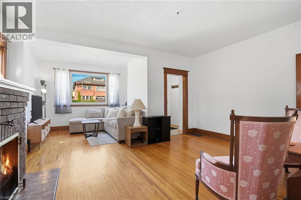 5056 FOURTH Avenue, Niagara Falls, Ontario, L2E4P6 — Photo 10