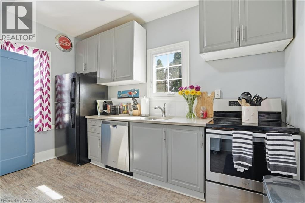 5056 FOURTH Avenue, Niagara Falls, Ontario, L2E4P6 — Photo 17