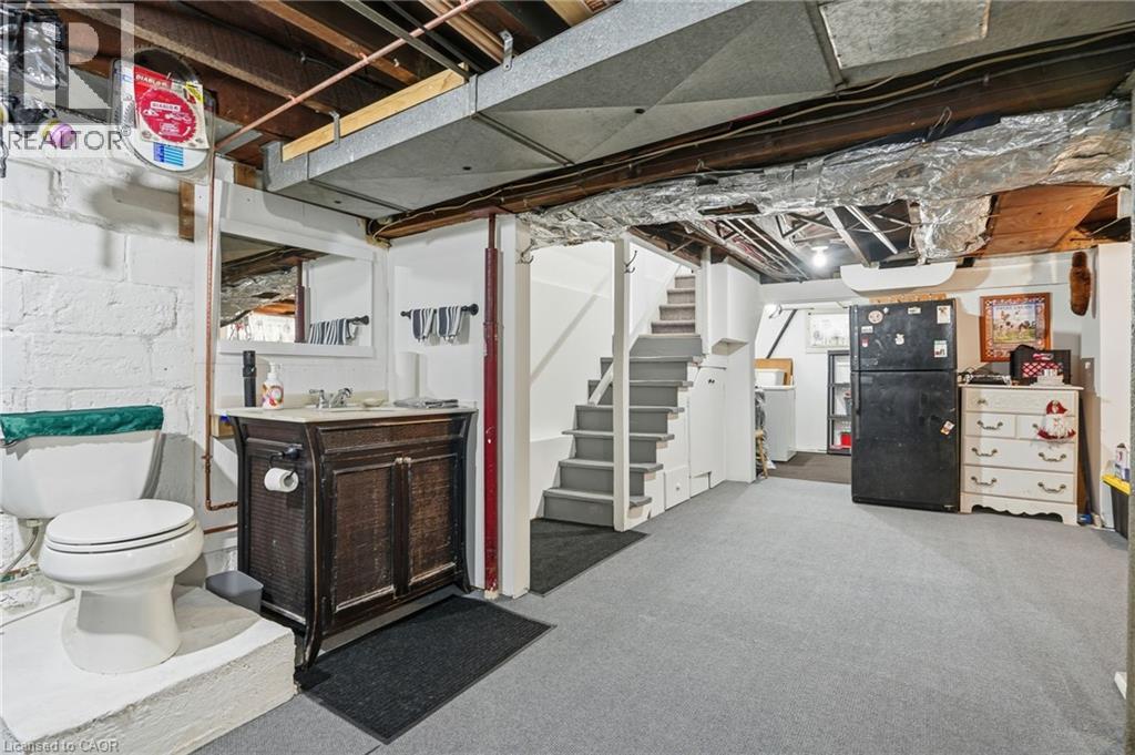 5056 FOURTH Avenue, Niagara Falls, Ontario, L2E4P6 — Photo 31