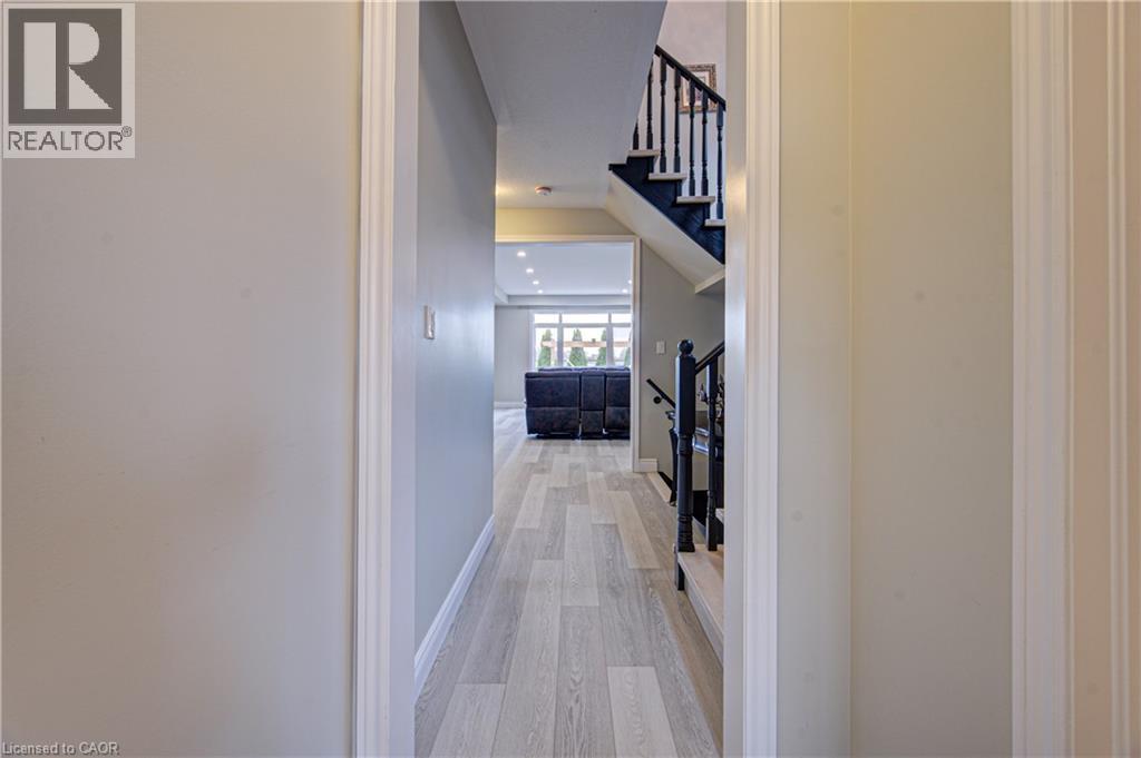 49 DUCKWORTH Road, Cambridge, Ontario, N3H0C1 — Photo 4