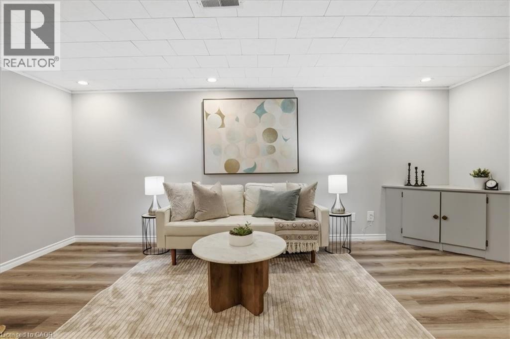 111 SELKIRK Drive, Kitchener, Ontario, N2E1M5 — Photo 22