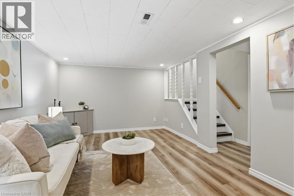 111 SELKIRK Drive, Kitchener, Ontario, N2E1M5 — Photo 23