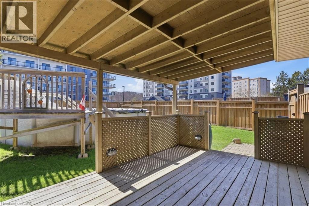 111 SELKIRK Drive, Kitchener, Ontario, N2E1M5 — Photo 29