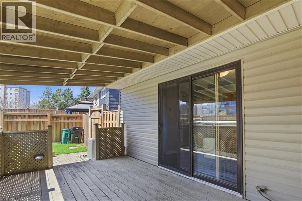 111 SELKIRK Drive, Kitchener, Ontario, N2E1M5 — Photo 33