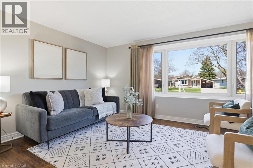 111 SELKIRK Drive, Kitchener, Ontario, N2E1M5 — Photo 6