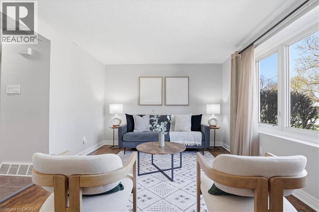 111 SELKIRK Drive, Kitchener, Ontario, N2E1M5 — Photo 7