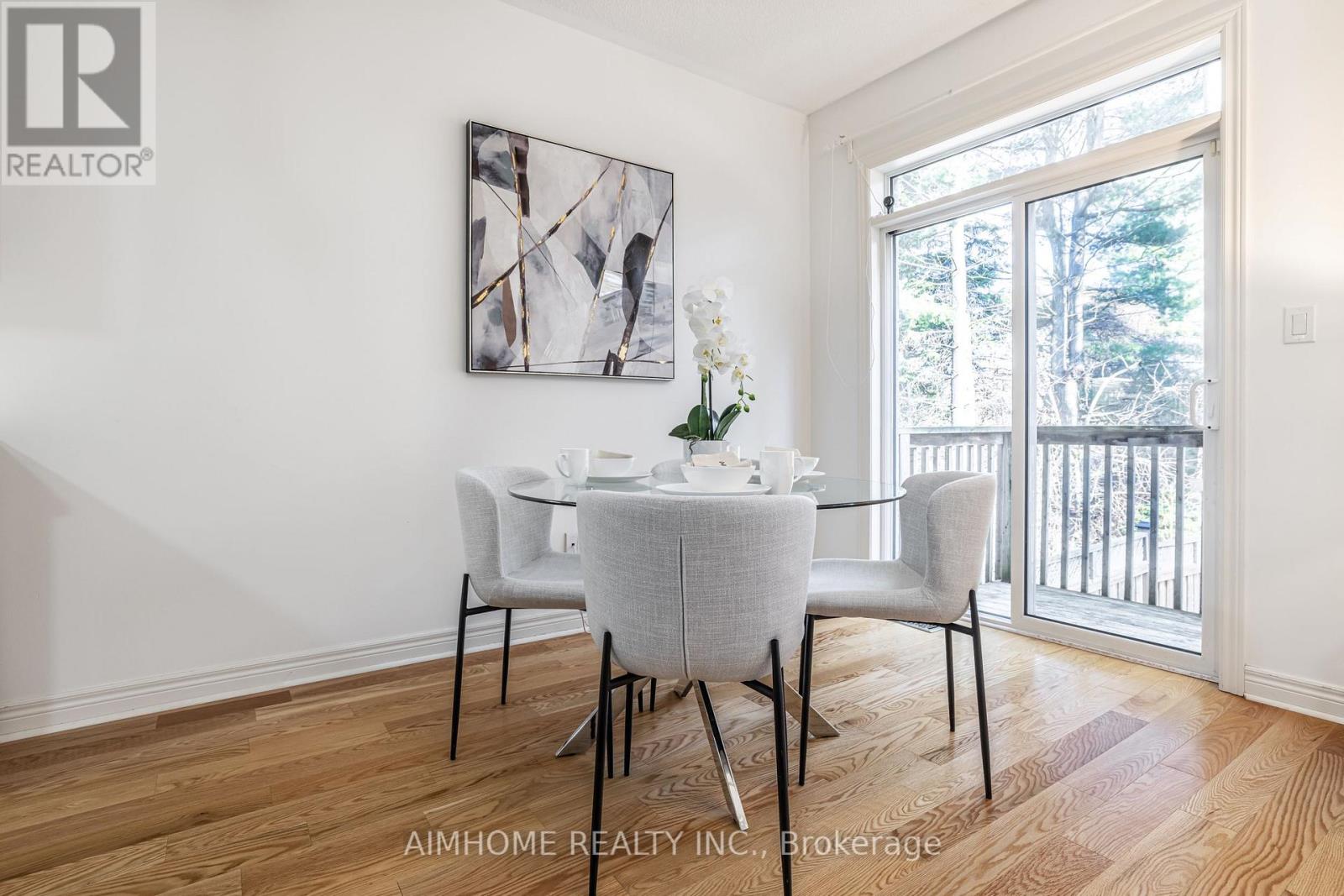 92 RADIAL DRIVE, Aurora, Ontario, L4G0Z8 — Photo 10