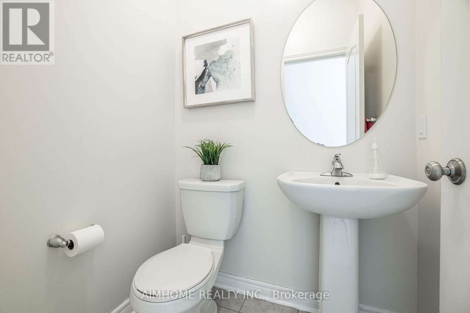 92 RADIAL DRIVE, Aurora, Ontario, L4G0Z8 — Photo 11