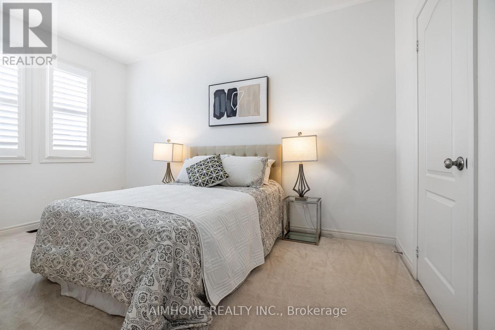 92 RADIAL DRIVE, Aurora, Ontario, L4G0Z8 — Photo 17