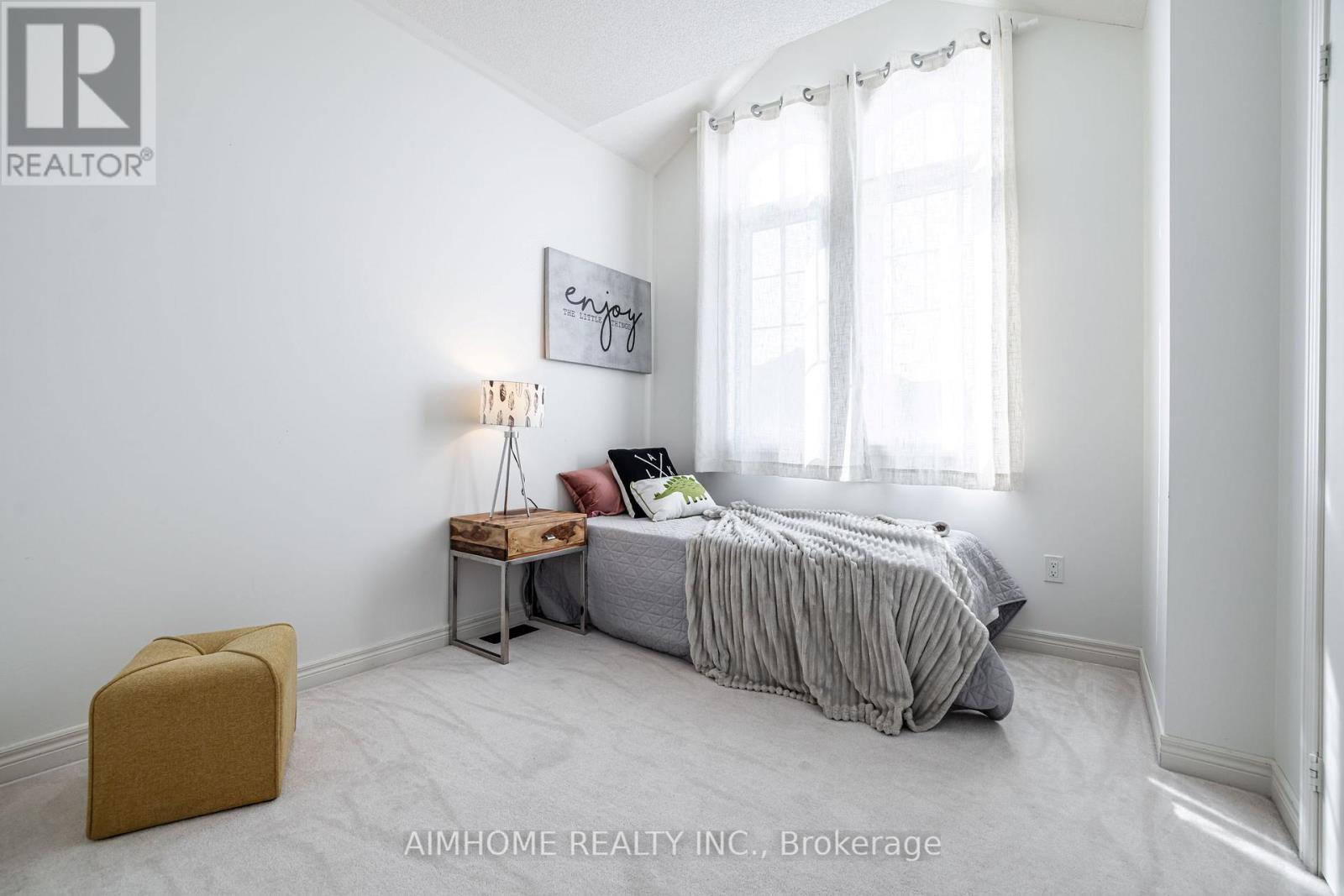 92 RADIAL DRIVE, Aurora, Ontario, L4G0Z8 — Photo 18