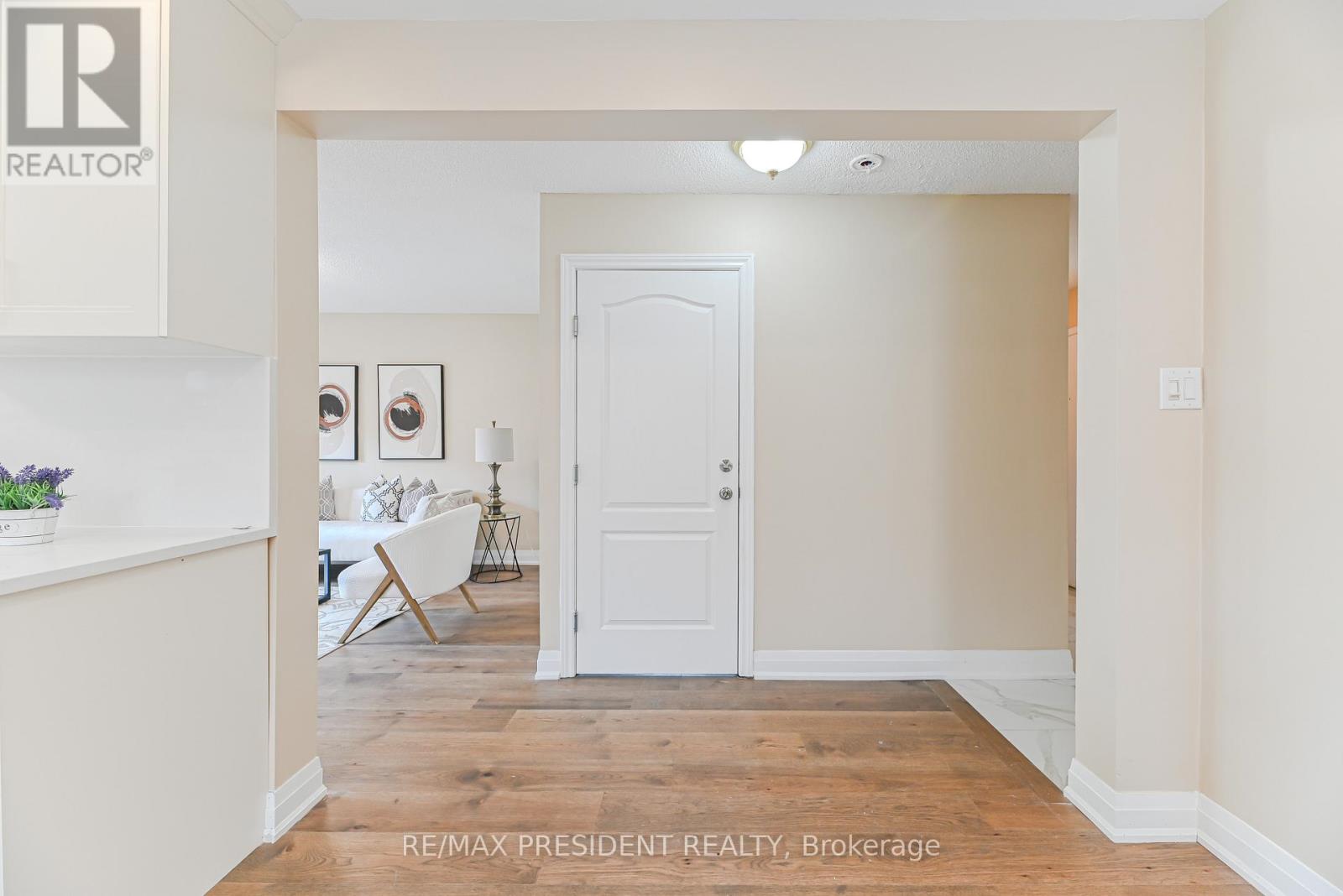 4 LAWNVIEW COURT, Brampton (Heart Lake West), Ontario, L7G1T4 — Photo 12