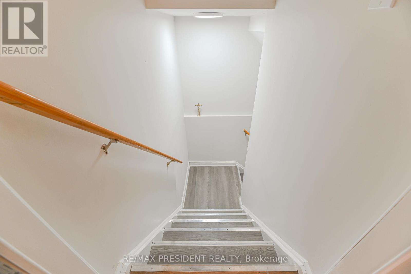 4 LAWNVIEW COURT, Brampton (Heart Lake West), Ontario, L7G1T4 — Photo 35