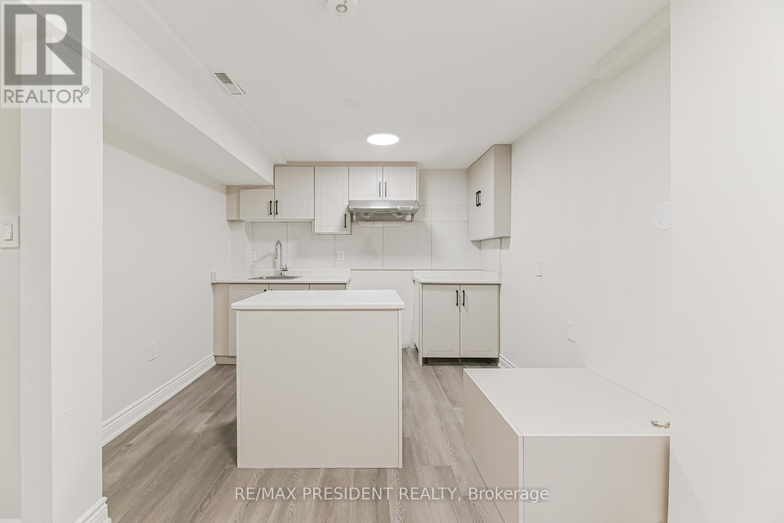 4 LAWNVIEW COURT, Brampton (Heart Lake West), Ontario, L7G1T4 — Photo 36