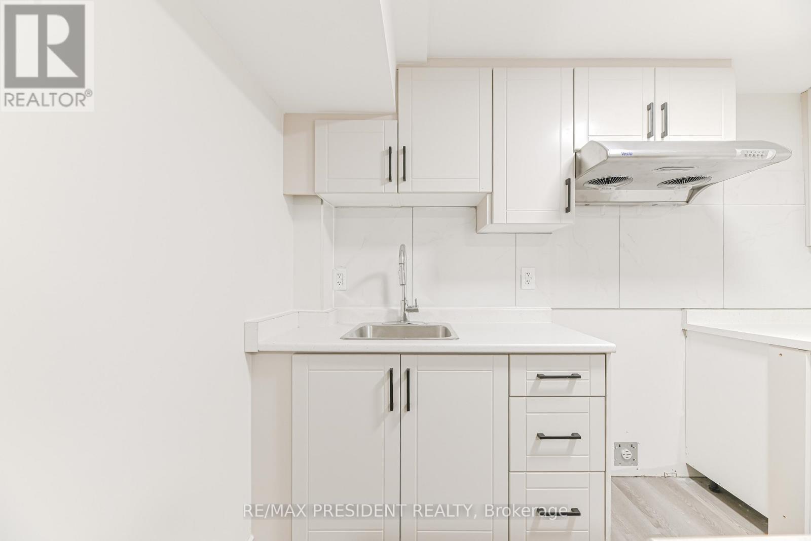 4 LAWNVIEW COURT, Brampton (Heart Lake West), Ontario, L7G1T4 — Photo 39