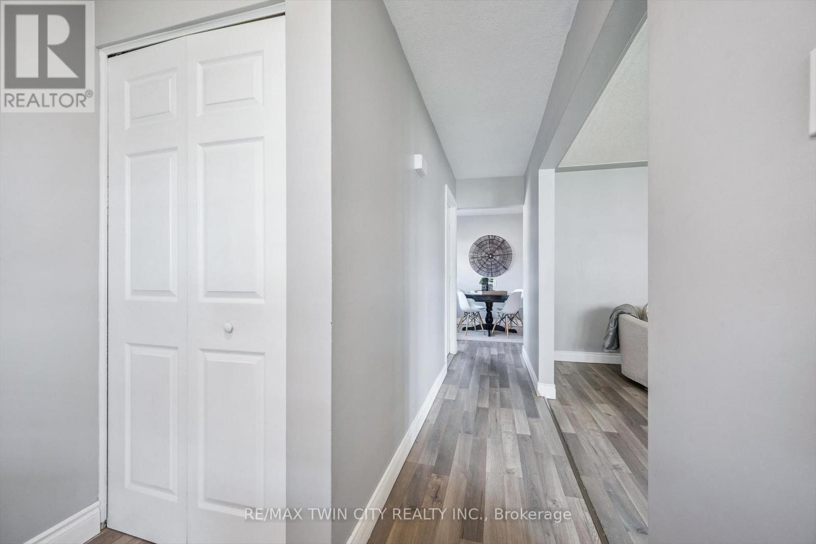 27 VICMOUNT DRIVE, Kitchener, Ontario, N2M2A2 — Photo 6