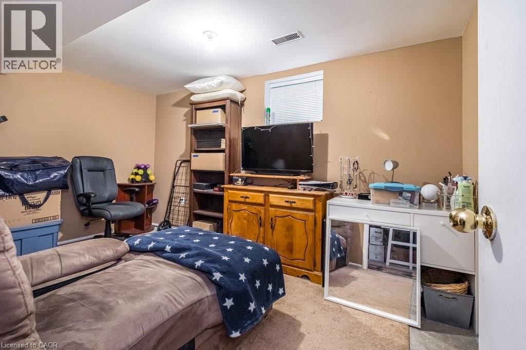 2 VILLAGE Drive, Hamilton, Ontario, L8E3M8 — Photo 36