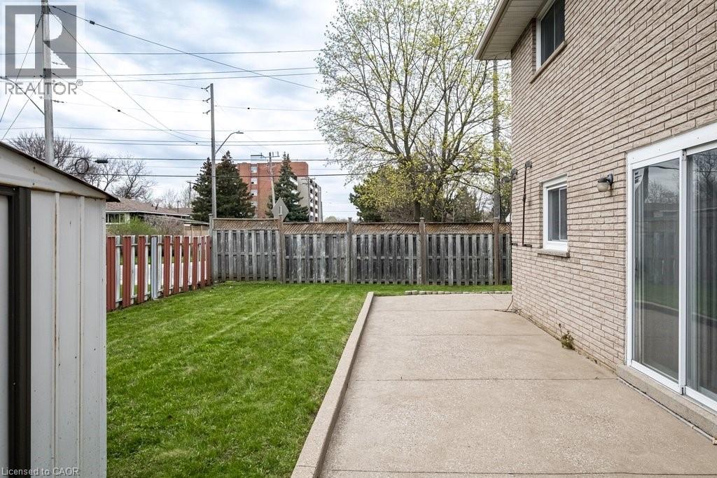 2 VILLAGE Drive, Hamilton, Ontario, L8E3M8 — Photo 40