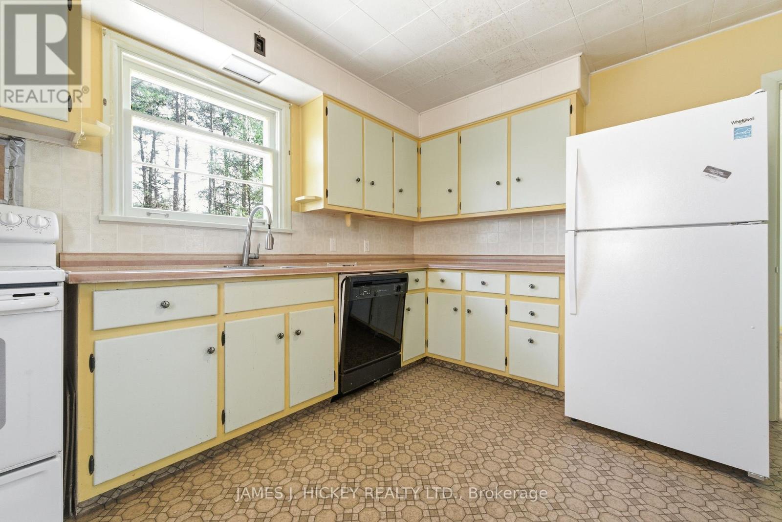 34 FARADAY CRESCENT, Deep River, Ontario, K0J1P0 — Photo 12