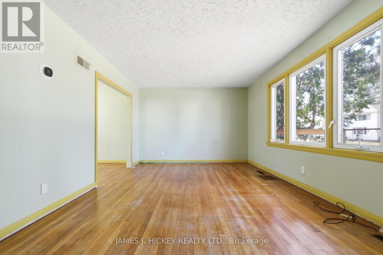 34 FARADAY CRESCENT, Deep River, Ontario, K0J1P0 — Photo 4