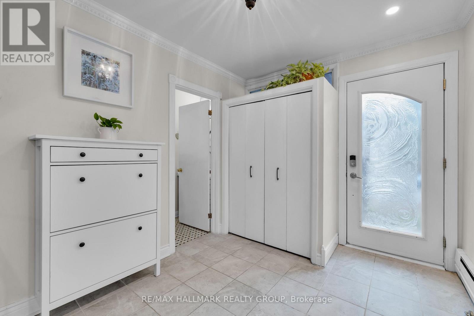 285 FAIRMONT AVENUE, Ottawa, Ontario, K1Y1Y4 — Photo 2