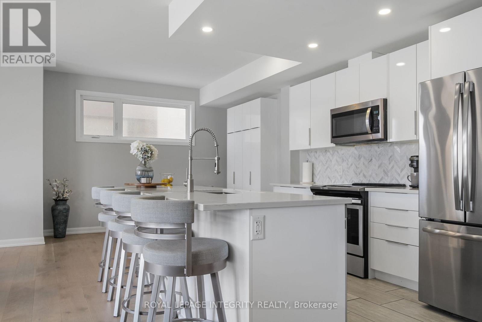 2722 DRAPER AVENUE, Ottawa, Ontario, K2H0C4 — Photo 21