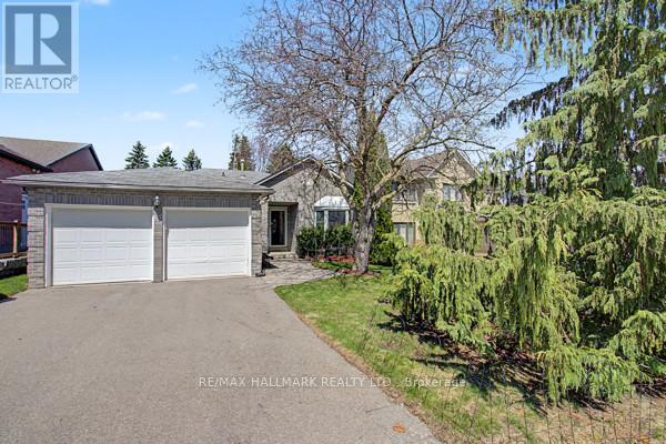 10 HASKELL CRESCENT, Aurora (Aurora Highlands), Ontario, L4G5T5 — Photo 2