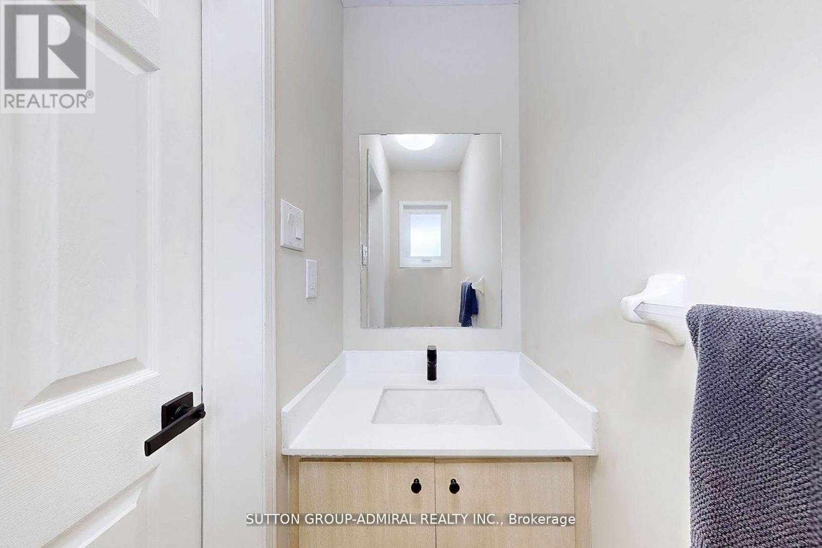 32 KELSO CRESCENT, Vaughan (Maple), Ontario, L6A2C7 — Photo 3