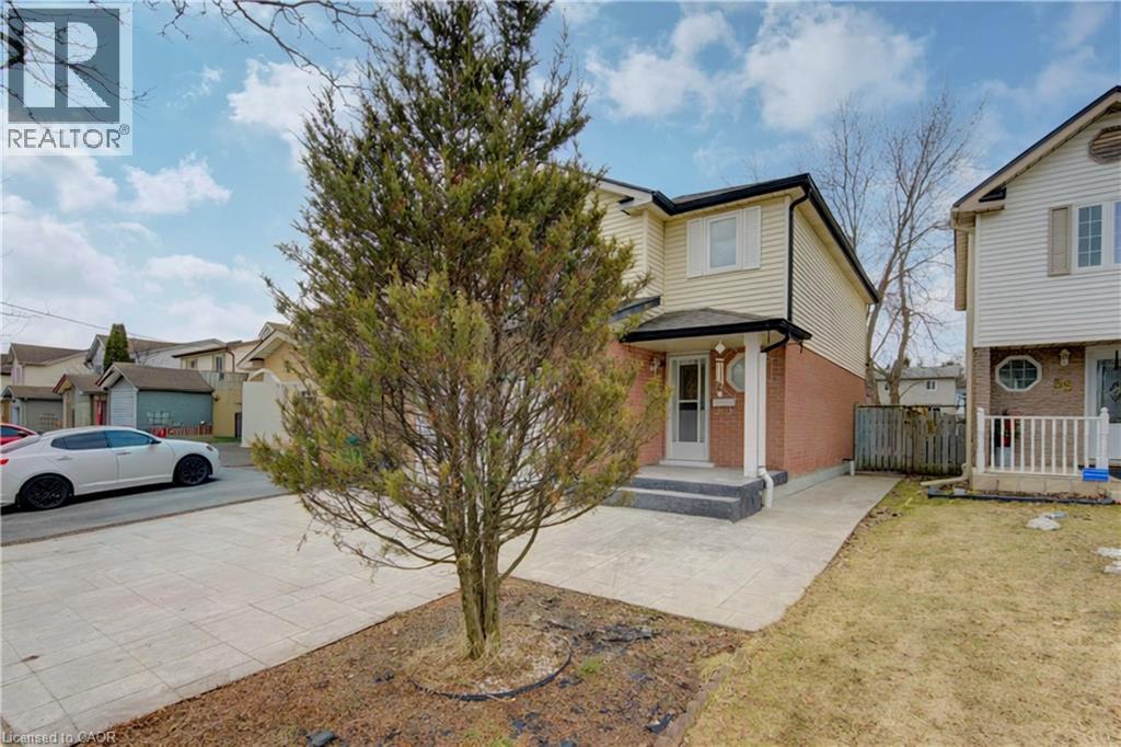 51 CAMROSE Court, Kitchener, Ontario, N2M5J4 — Photo 2