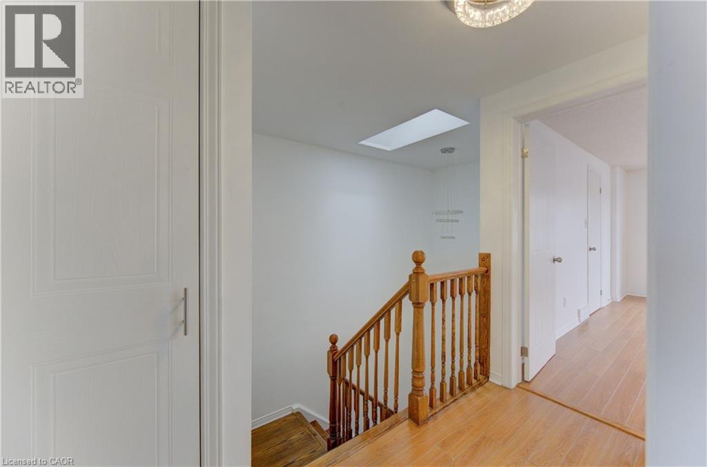 51 CAMROSE Court, Kitchener, Ontario, N2M5J4 — Photo 20