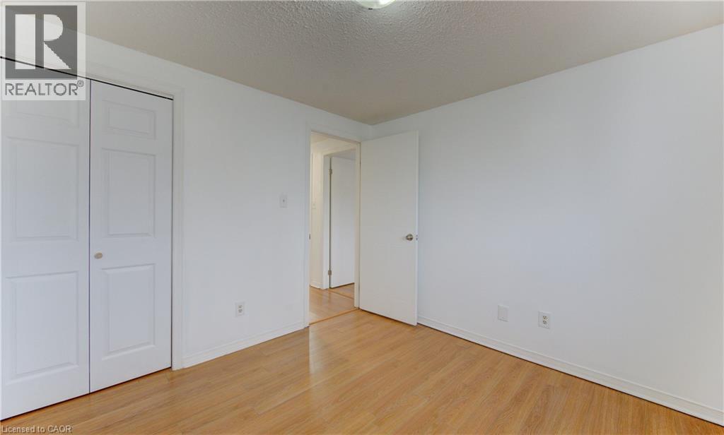 51 CAMROSE Court, Kitchener, Ontario, N2M5J4 — Photo 27