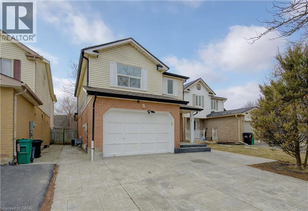51 CAMROSE Court, Kitchener, Ontario, N2M5J4 — Photo 3