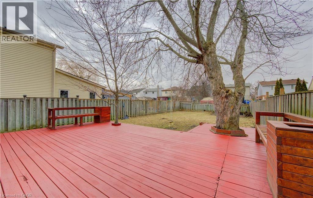 51 CAMROSE Court, Kitchener, Ontario, N2M5J4 — Photo 36