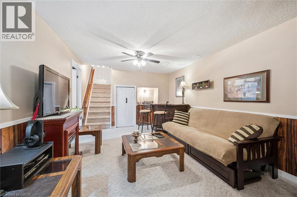 233 LAURENTIAN Drive, Kitchener, Ontario, N2E2G5 — Photo 20