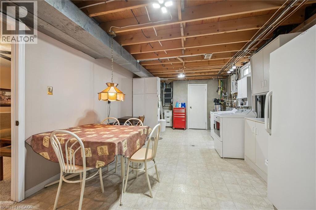 233 LAURENTIAN Drive, Kitchener, Ontario, N2E2G5 — Photo 21