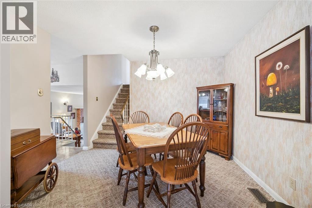 233 LAURENTIAN Drive, Kitchener, Ontario, N2E2G5 — Photo 6