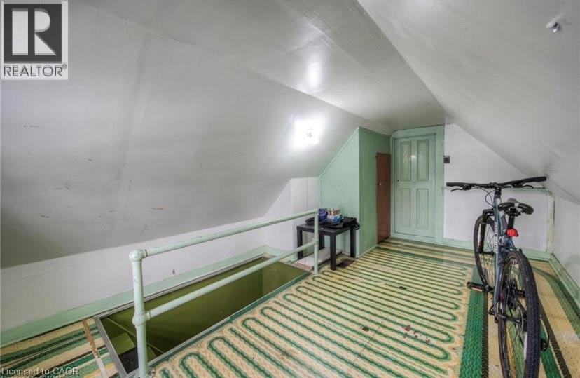 8 SPRING Street E, Waterloo, Ontario, N2J2L8 — Photo 34