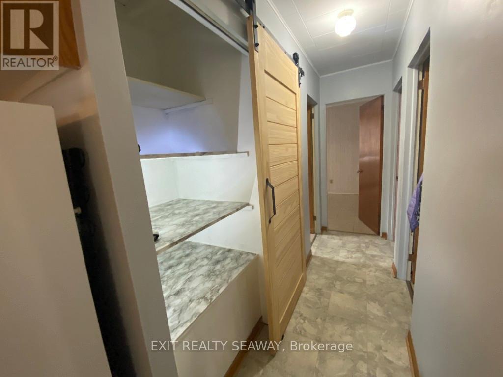 1311 WALTON STREET, Cornwall, Ontario, K6H1V5 — Photo 9