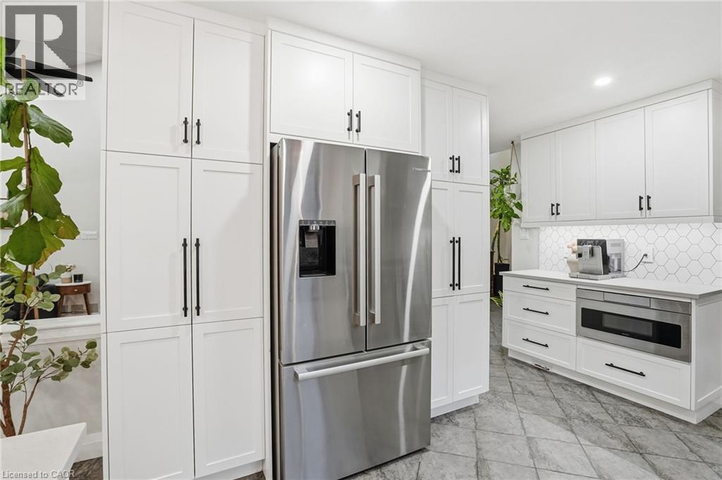 17 KRIEGHOFF Drive, Hamilton, Ontario, L9B2L4 — Photo 28