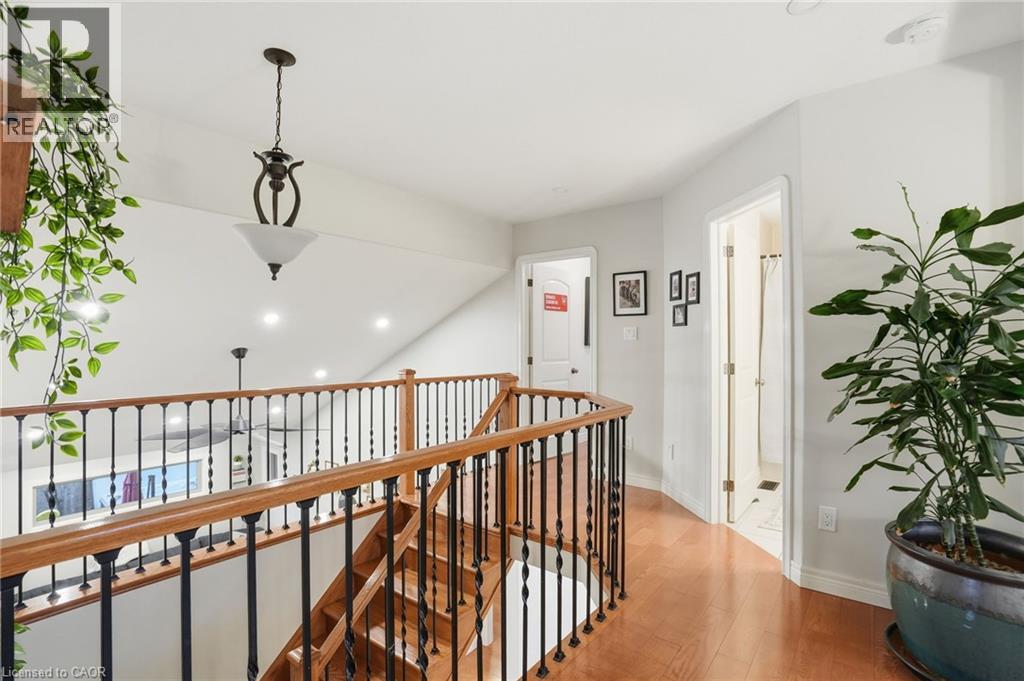 17 KRIEGHOFF Drive, Hamilton, Ontario, L9B2L4 — Photo 31