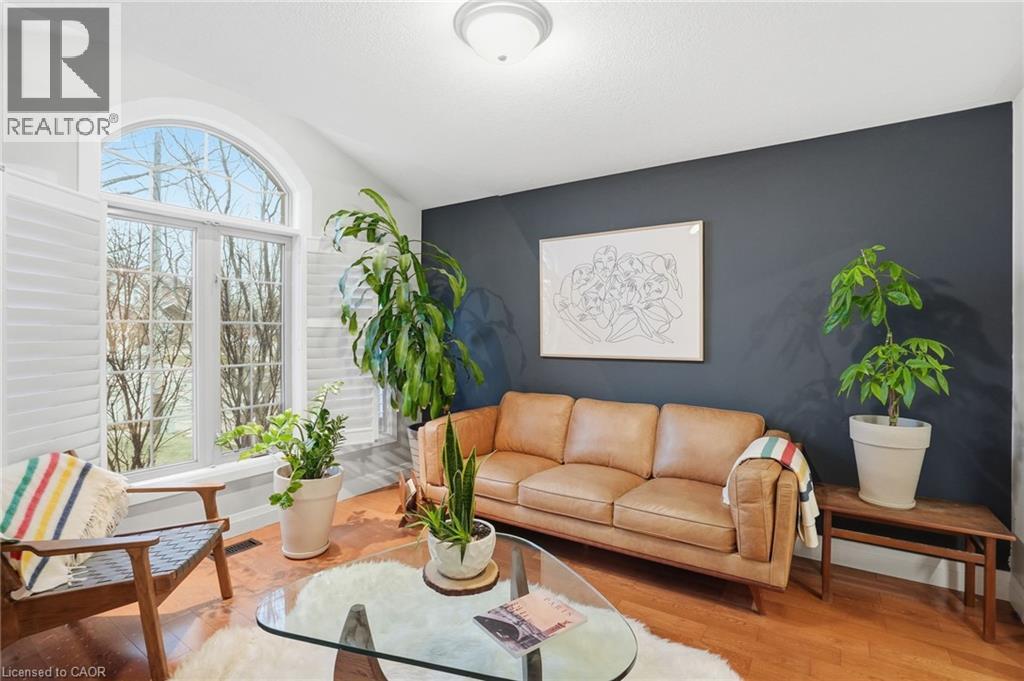 17 KRIEGHOFF Drive, Hamilton, Ontario, L9B2L4 — Photo 8